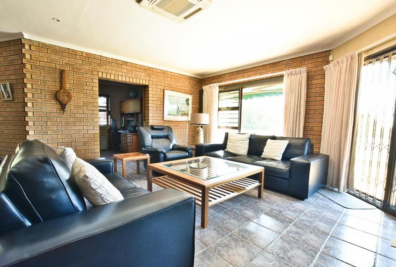 3 Bedroom Property for Sale in Vierlanden Western Cape